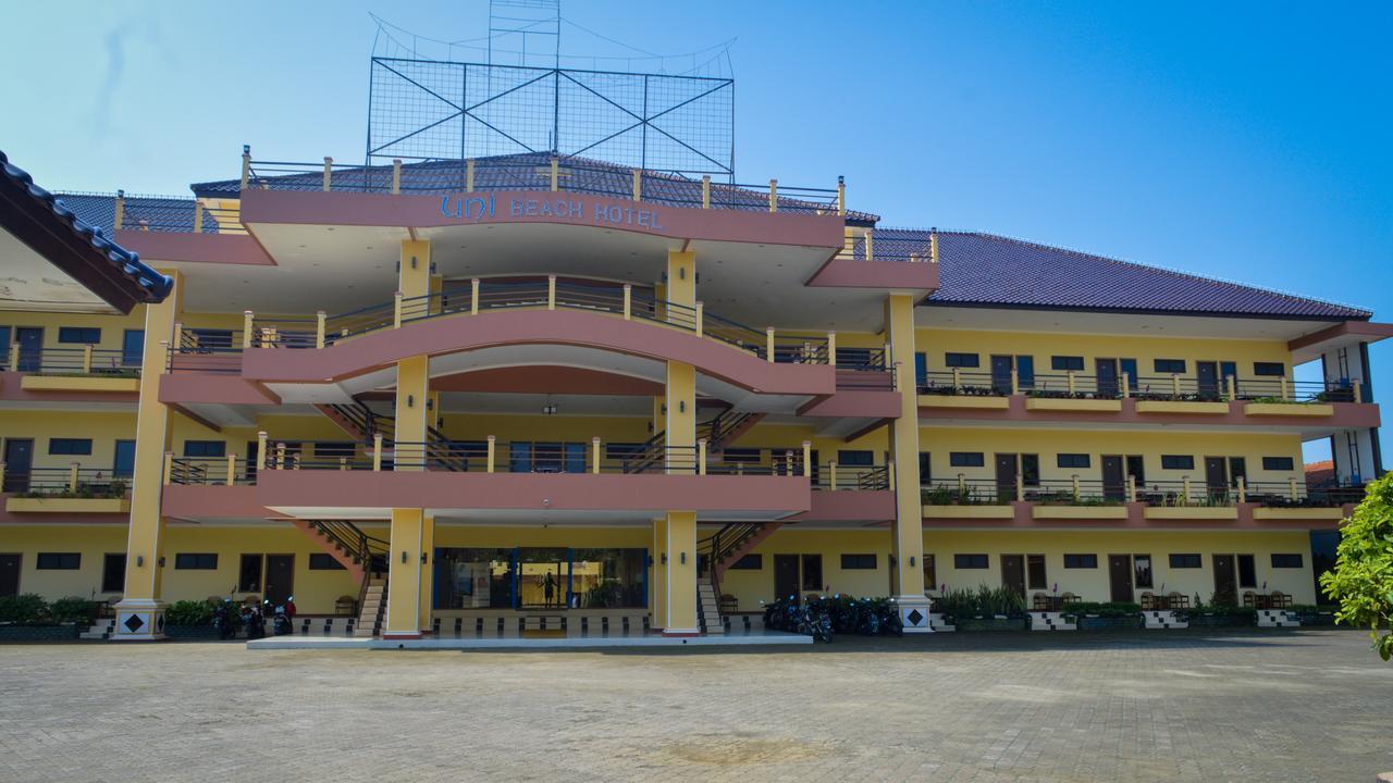 Uni Beach Hotel Pangandaran Eksteriør billede