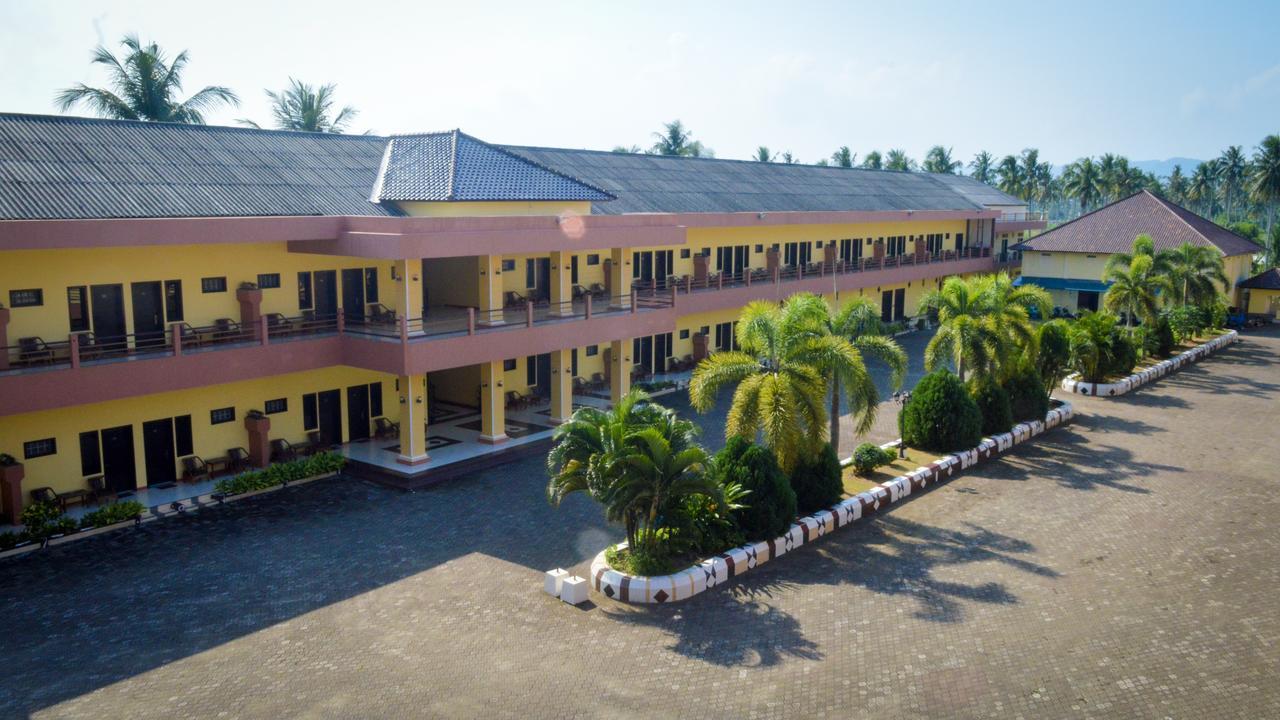 Uni Beach Hotel Pangandaran Eksteriør billede